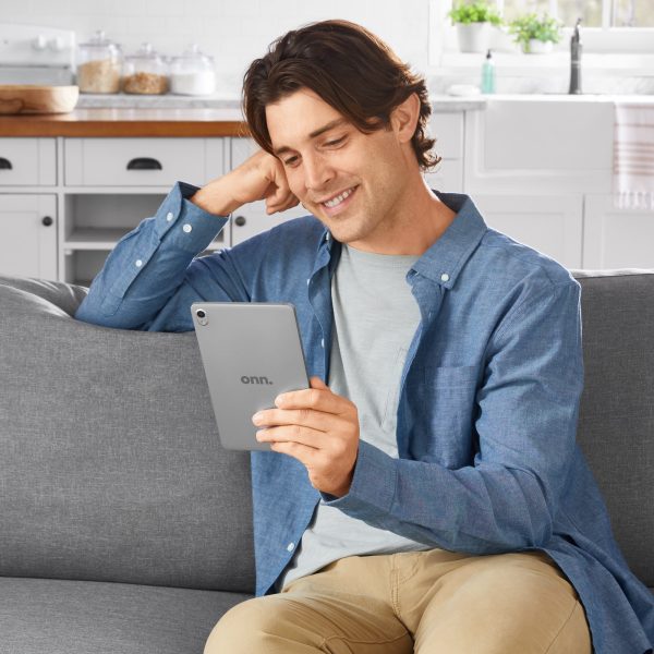 onn. 8 Tablet, 32GB,  Pearl - Image 3